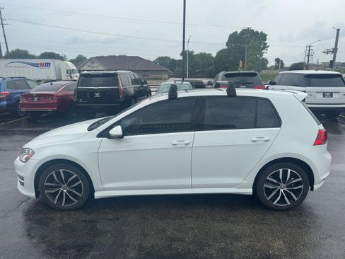Used 2015 Volkswagen Golf SE w/ Golf Sport Package FWD image 3