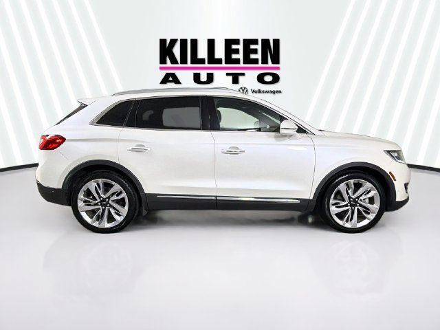 Used 2016 Lincoln MKX Reserve w/ Luxury Package FWD image 8