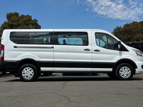 Certified 2022 Ford Transit 350 XLT image 3