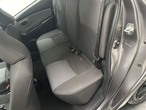 Used 2017 Toyota Yaris L image 13