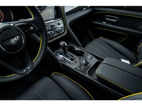 Used 2023 Bentley Bentayga Speed image 31