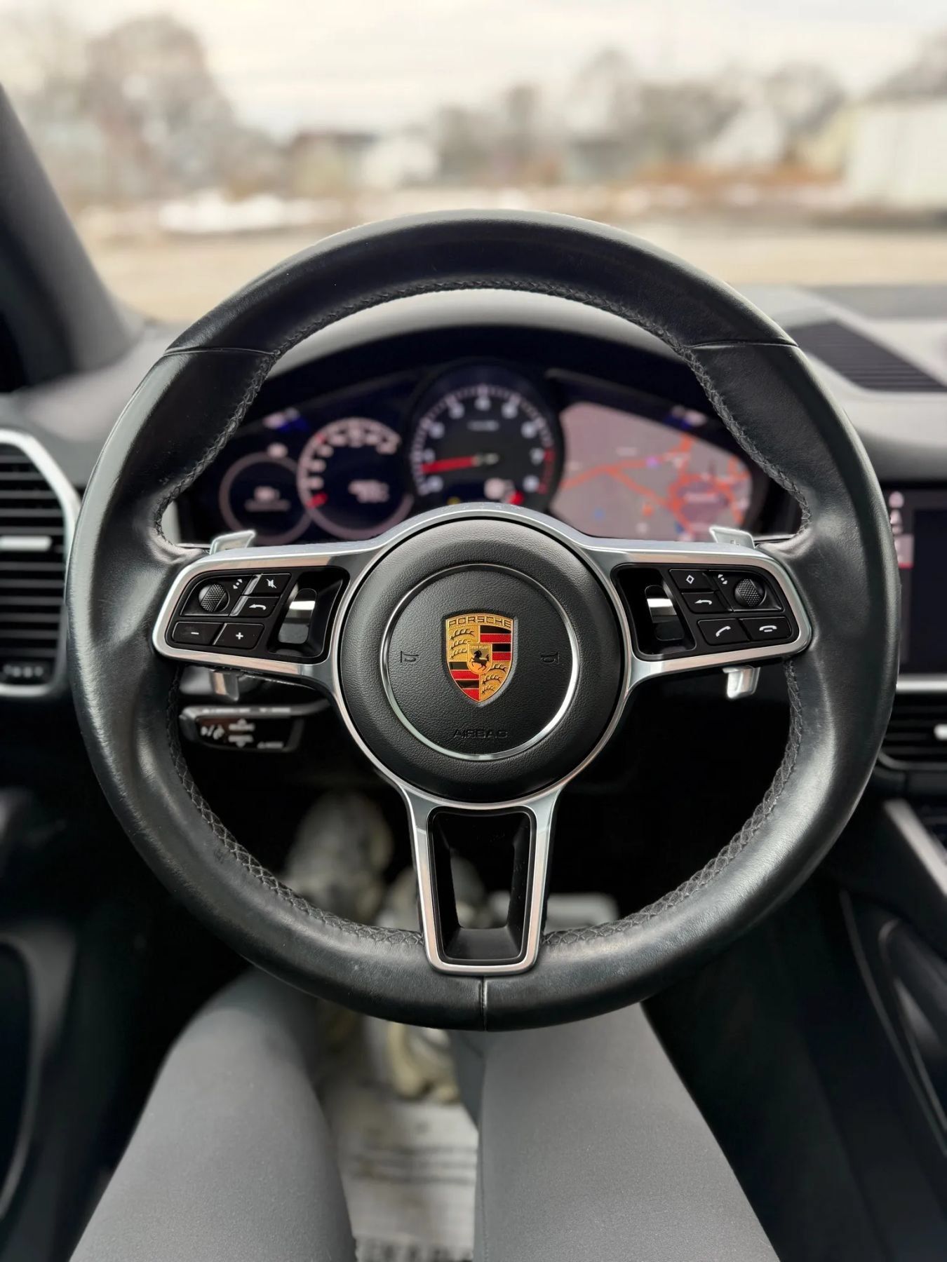 Used 2021 Porsche Cayenne AWD/4WD image 40