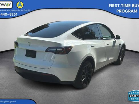 Used 2022 Tesla Model Y Long Range AWD/4WD image 6