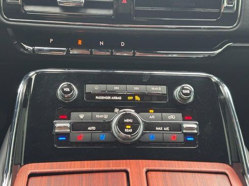 Used 2024 Lincoln Navigator L Reserve image 26