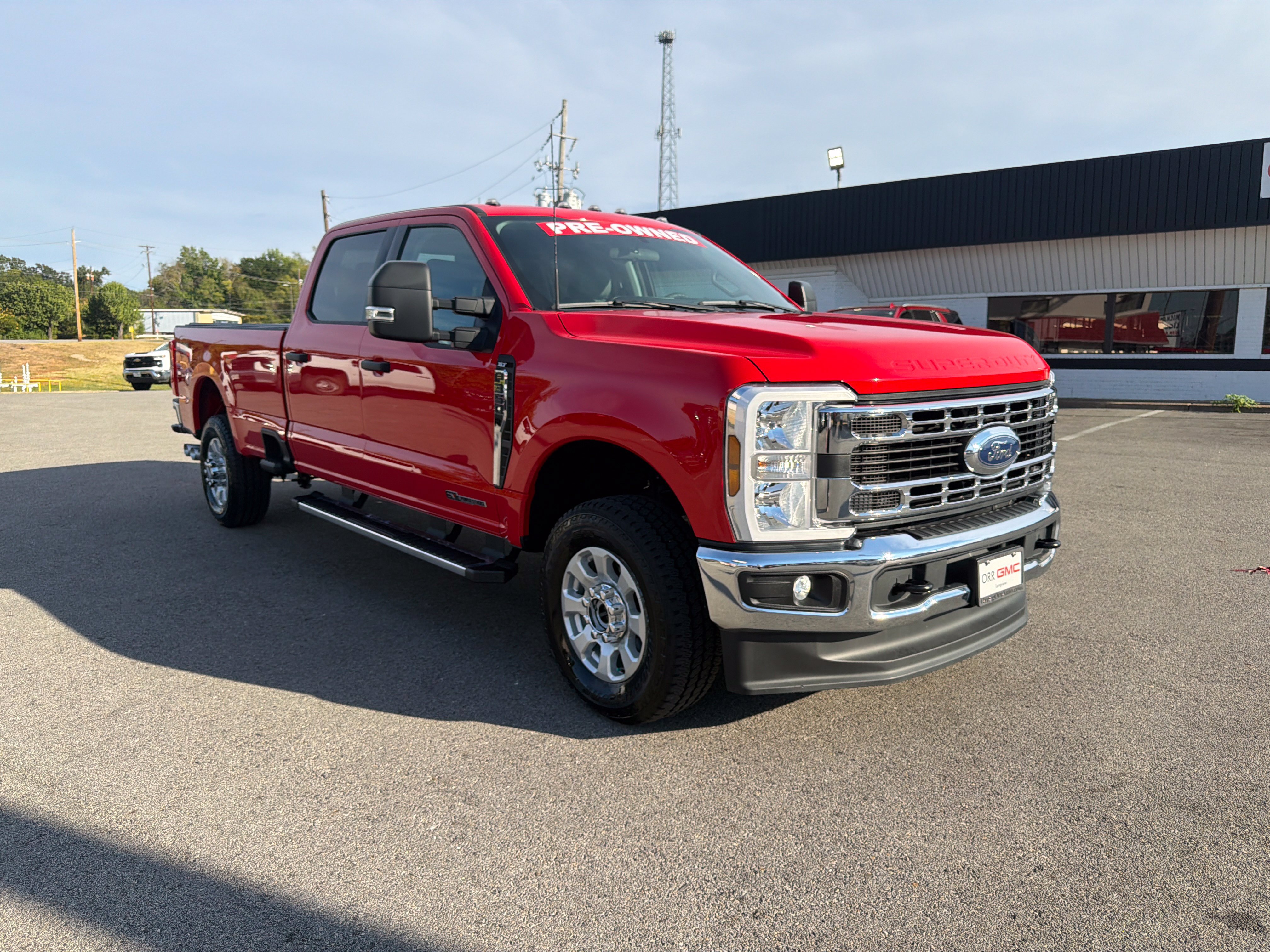 Used 2024 Ford F350 XLT AWD/4WD image 3