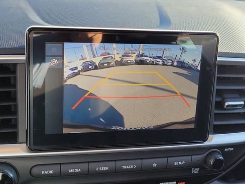 New 2026 Hyundai Venue SE FWD image 9