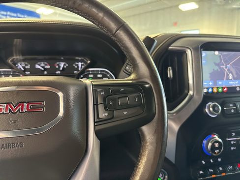 Used 2020 GMC Sierra 1500 SLT w/ SLT Premium Plus Package image 18