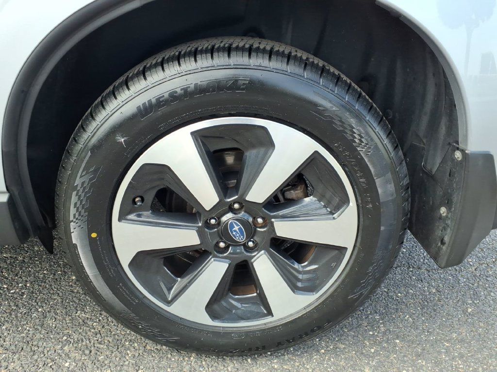 Used 2018 Subaru Forester 2.5i Premium AWD/4WD image 17
