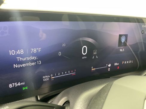 Used 2025 Buick Enclave Preferred image 12