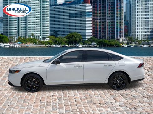 Certified 2025 Honda Accord SE image 9