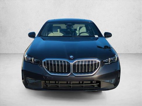 Certified 2026 BMW 540i xDrive AWD/4WD image 2