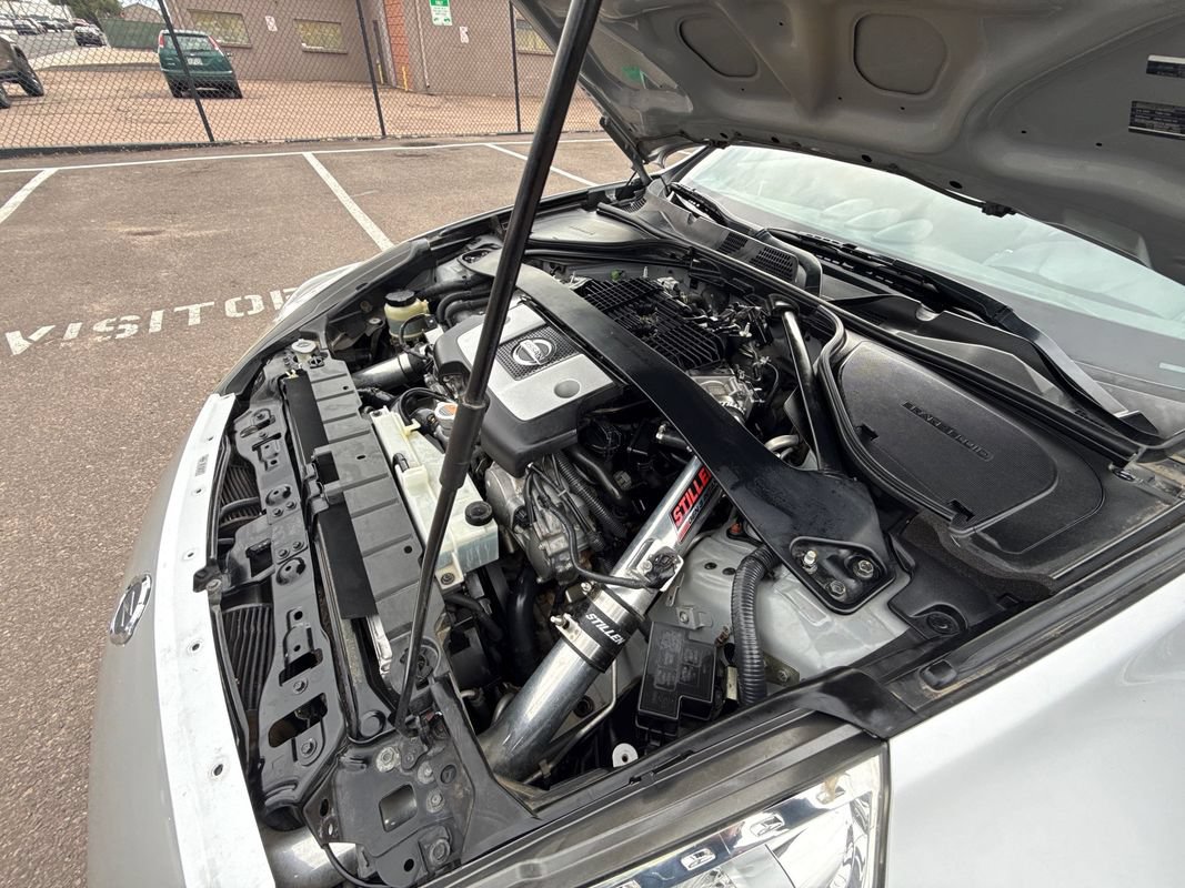 Used 2011 Nissan 370Z Coupe RWD image 11
