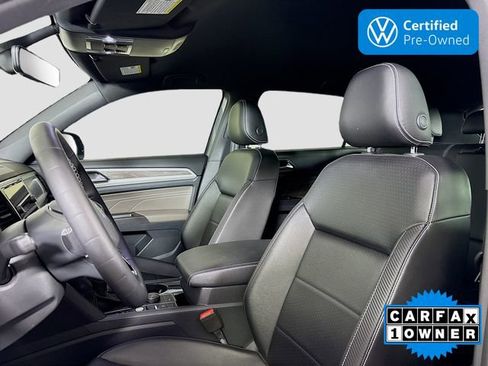 Certified 2022 Volkswagen Atlas Cross Sport SE AWD/4WD image 19