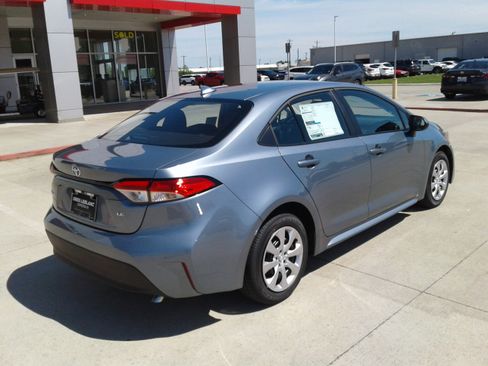 New 2026 Toyota Corolla LE image 2