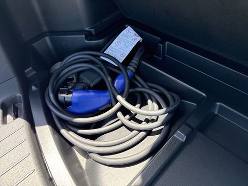 Used 2024 MAZDA CX-90 Plug-In Hybrid w/ Premium Pkg image 6