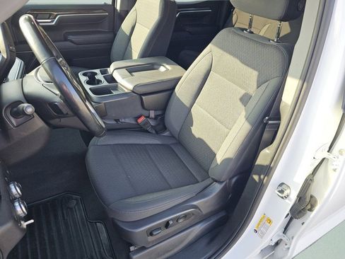 Used 2023 GMC Sierra 1500 SLE image 6