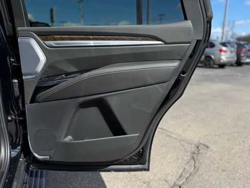 Used 2026 Cadillac Escalade Platinum Sport w/ LPO, Floor Liner Package image 21