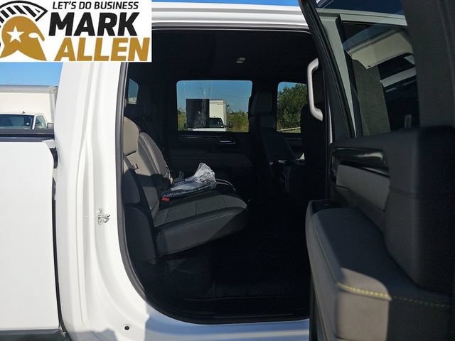 Used 2025 Chevrolet Silverado 2500 ZR2 w/ Technology Package AWD/4WD image 26