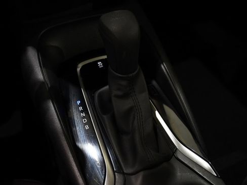 Used 2024 Toyota Corolla LE image 23