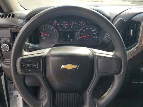 Certified 2022 Chevrolet Silverado 1500 Custom image 26