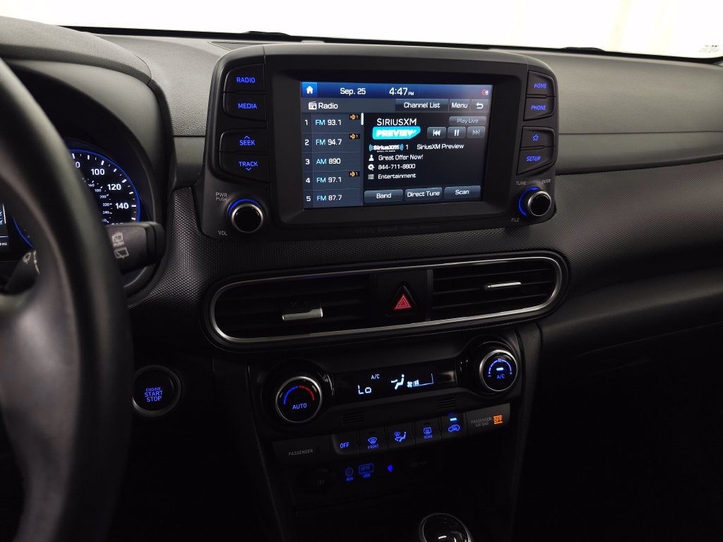 Used 2020 Hyundai Kona Limited AWD/4WD image 22