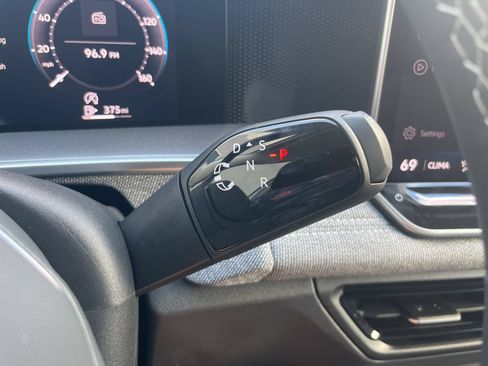 New 2026 Volkswagen Tiguan S FWD image 12