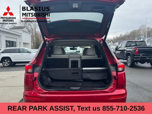 Used 2023 Mitsubishi Outlander SEL image 16