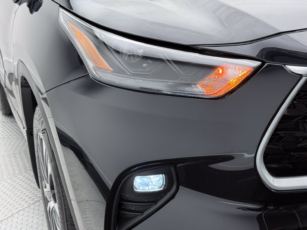 Certified 2026 Toyota Highlander XLE AWD/4WD image 17