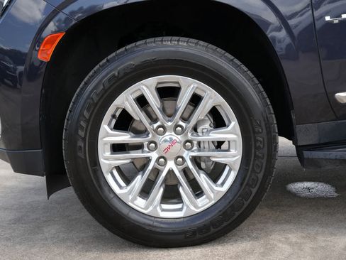 Used 2023 GMC Yukon SLT w/ SLT Premium Package RWD image 24