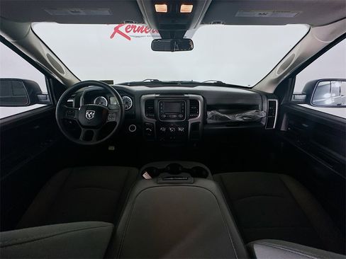 Used 2017 RAM 1500 Express image 10