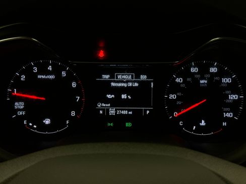 Used 2023 Chevrolet TrailBlazer LT w/ Convenience Package AWD/4WD image 13