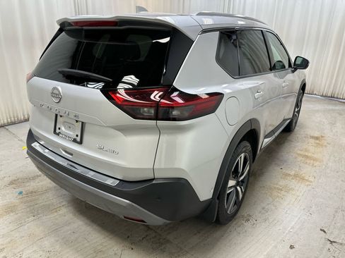 Certified 2022 Nissan Rogue SL w/ SL Premium Package image 11
