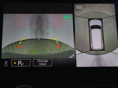 Used 2024 Nissan Armada Platinum w/ Captain's Chairs Package image 47