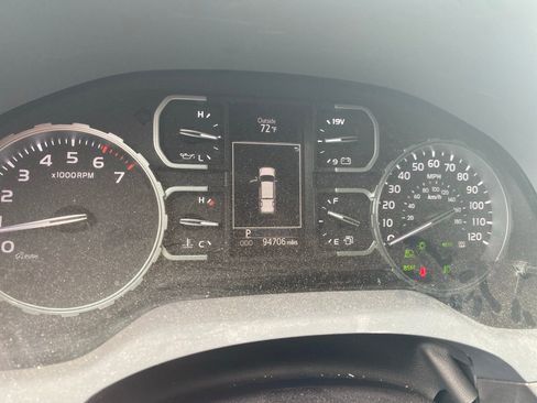 Used 2018 Toyota Tundra SR5 w/ TRD Off Road Package AWD/4WD image 5