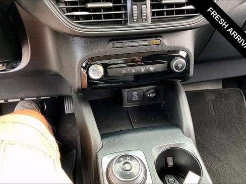 Used 2023 Ford Escape Active w/ Tech Pack #1 FWD image 16