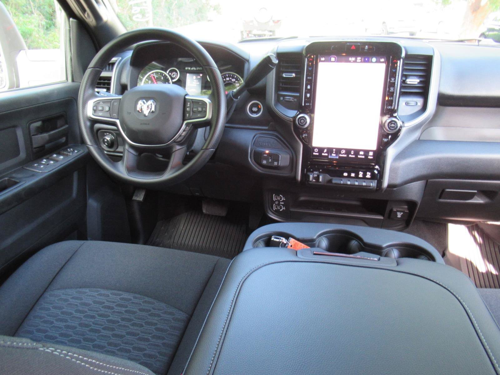 New 2027 RAM 3500 Tradesman AWD/4WD image 15