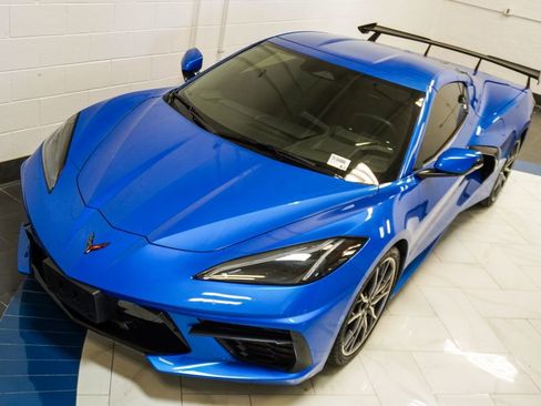 Used 2026 Chevrolet Corvette Stingray Coupe w/ 1LT RWD image 33