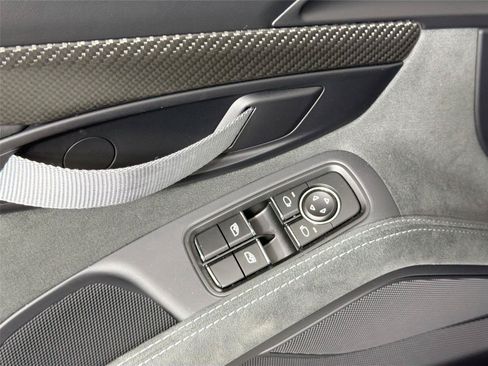 Certified 2025 Porsche 718 Cayman GT4 RS RWD image 29