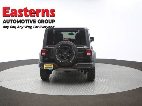 Used 2023 Jeep Wrangler Unlimited w/ Dual Top Group image 43
