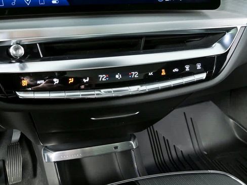 Certified 2025 Cadillac Lyriq Luxury w/ LPO, Floor Liner Package AWD/4WD image 28