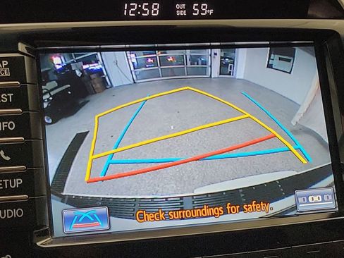 Used 2014 Toyota Land Cruiser AWD/4WD image 15
