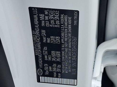 Used 2025 Hyundai Santa Cruz SEL FWD image 28