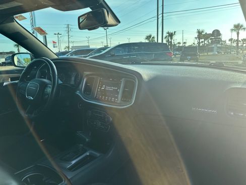 Used 2021 Dodge Charger R/T w/ Blacktop Package RWD image 16