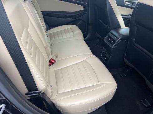 Used 2022 Ford Edge SEL w/ Convenience Package image 22