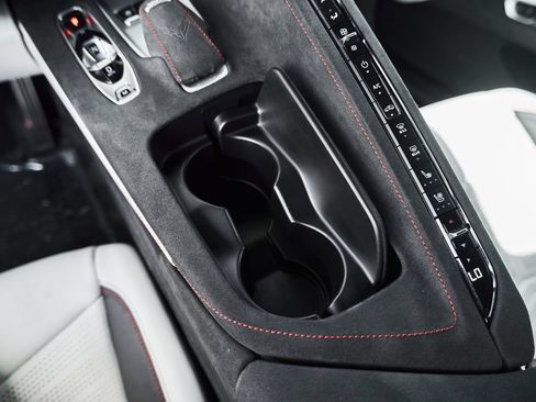Used 2023 Chevrolet Corvette Z06 RWD image 32
