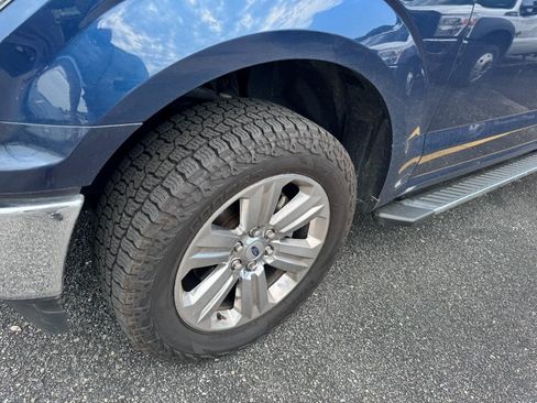 Used 2018 Ford F150 XLT w/ Equipment Group 302A Luxury AWD/4WD image 7