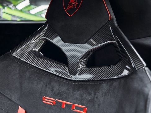 Used 2022 Lamborghini Huracan STO image 50