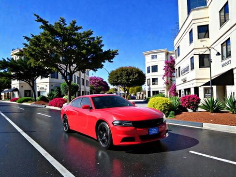 Used 2020 Dodge Charger SXT image 1