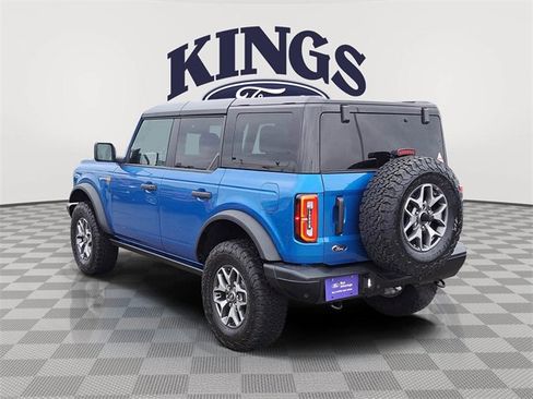 Certified 2025 Ford Bronco Badlands image 3