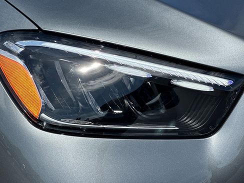 Used 2025 Mercedes-Benz GLE 450e 4MATIC image 10